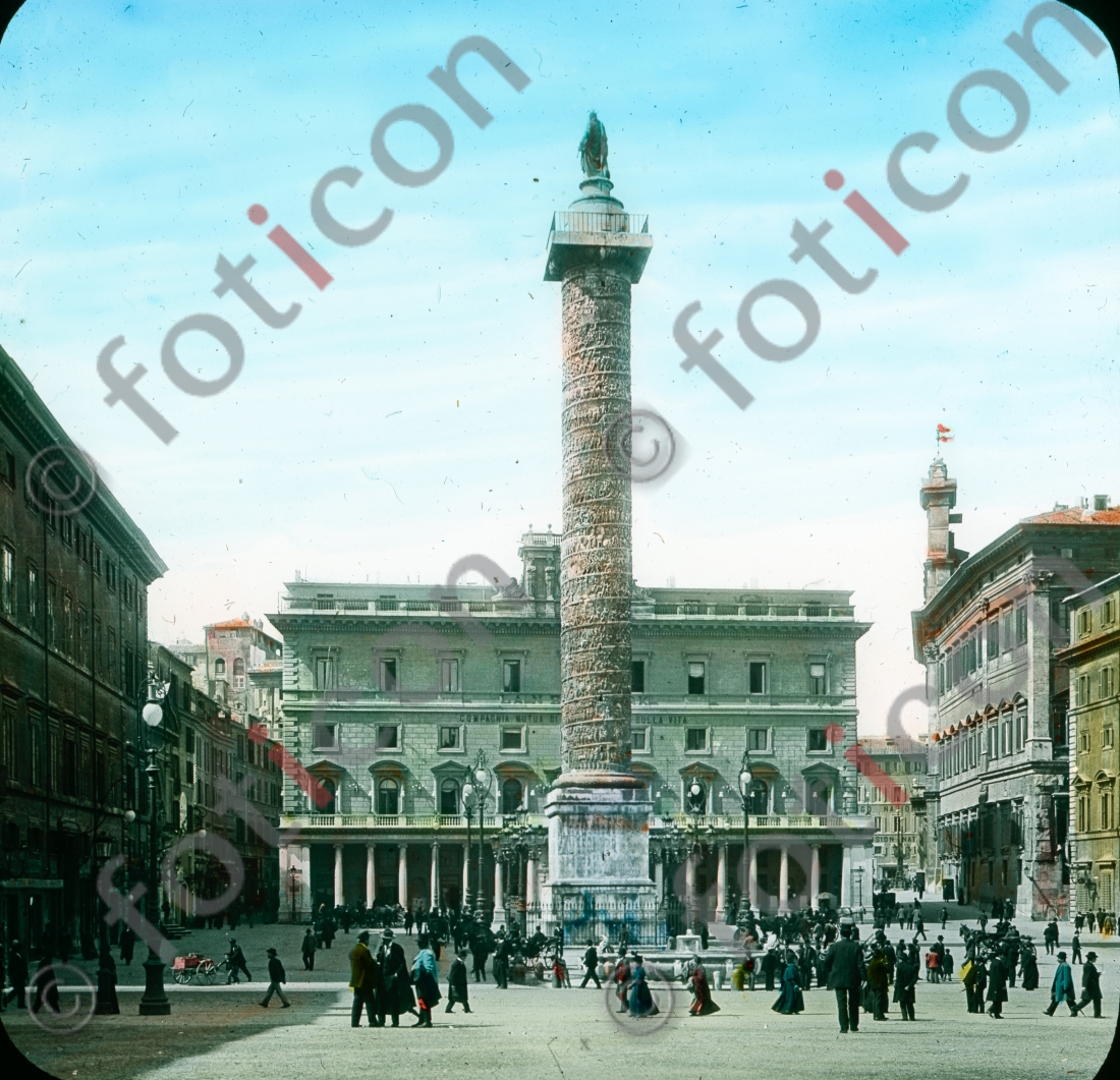 Piazza Colonna | Piazza Colonna (foticon-simon-147-044.jpg)
